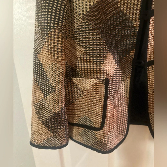 Vintage HOWARD WOLF Woven Tapestry Jacket Tan Brown
Horn Buttons NWOT. Size 12.‎ - Picture 2 of 11